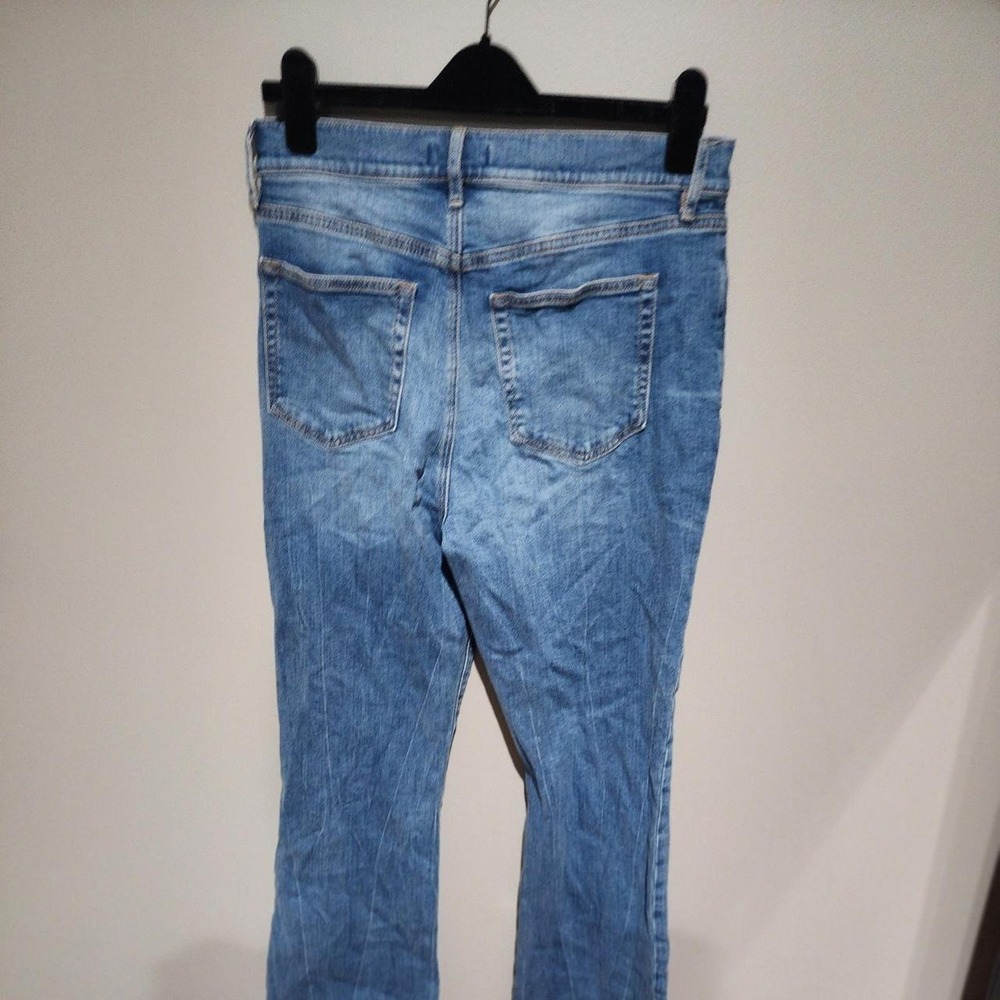 LOFT blue denim jeans with a flattering fit' - Picture 2 of 7